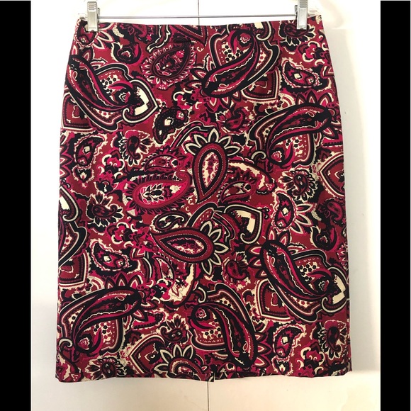 Talbots Pencil Skirt Sz 10 Maroon Magenta Paisley - Picture 1 of 9